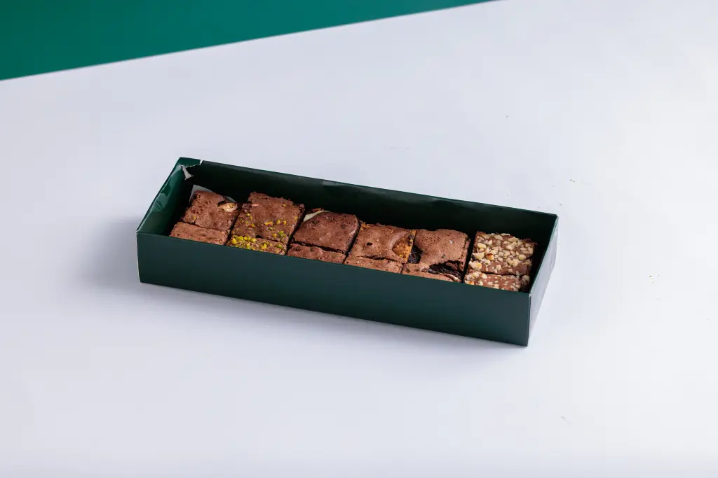 [50184783] ASSORTED BROWNIES 12PCS