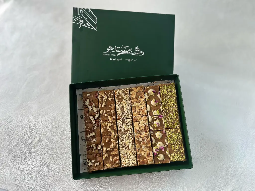 ASSORTED RANGEENA TART  (18 PCS)