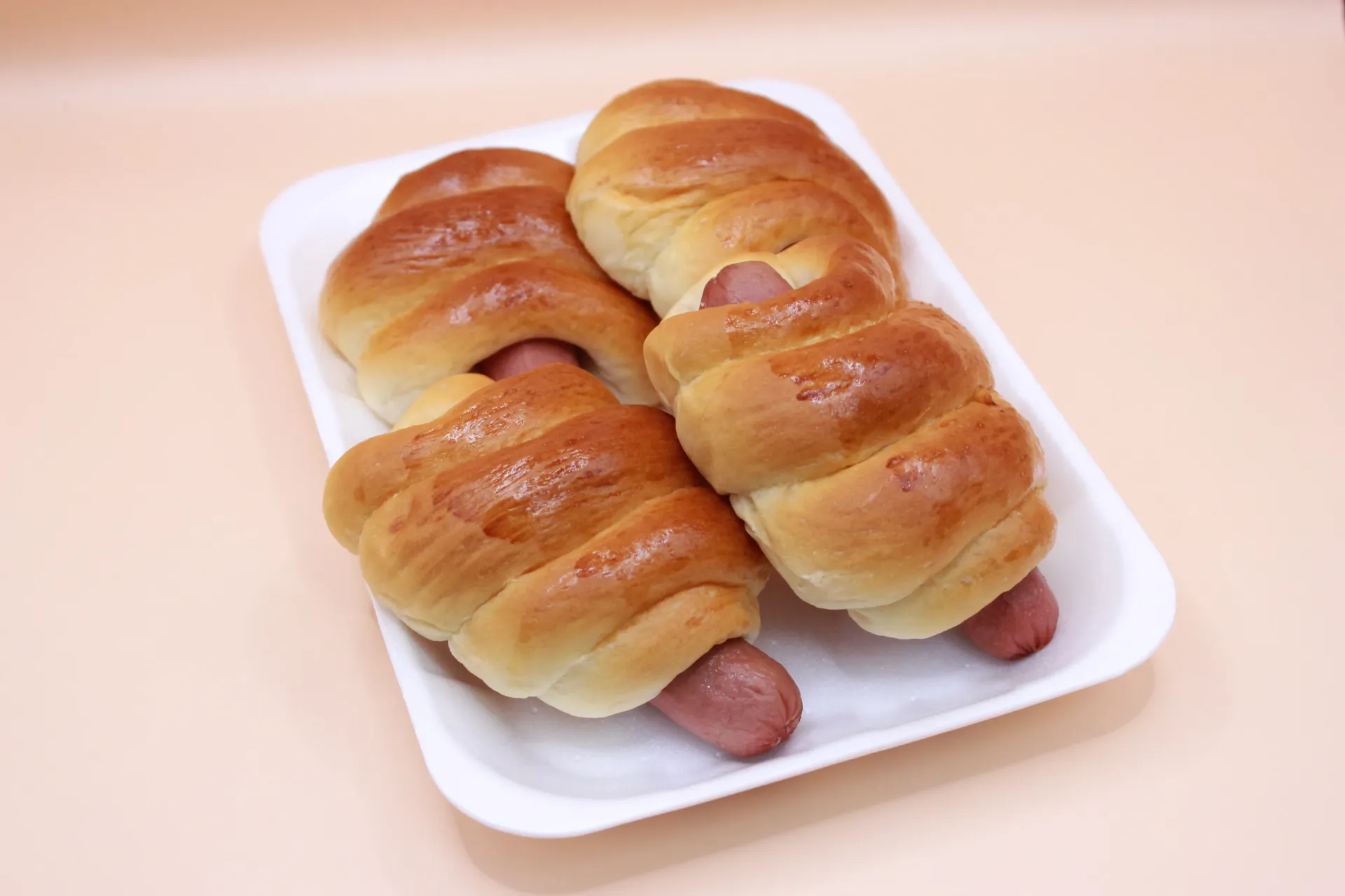 SAUSAGE ROLL X4